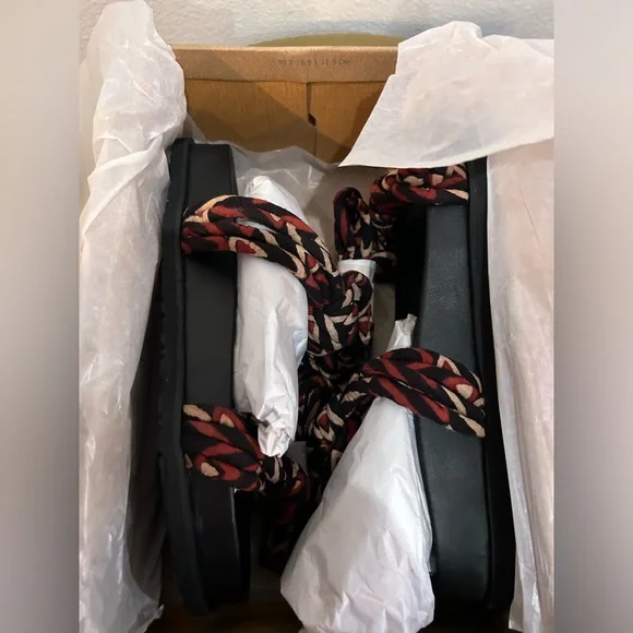 Free People Resort-Ready Wrap Sandals in RED/ROUGE
NWT - Picture 7 of 10